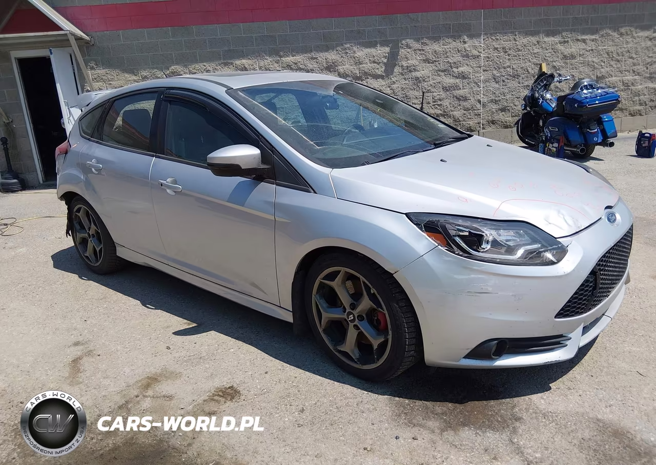 2014 Ford Focus St – zdjęcie 1 z 17