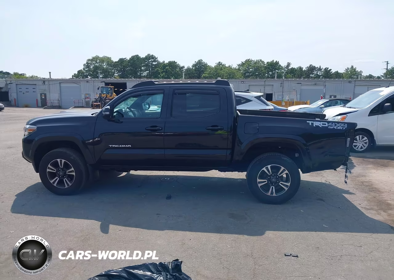 2018 Toyota Tacoma Trd Sport VIN:3TMCZ5AN7JM172793 - 15