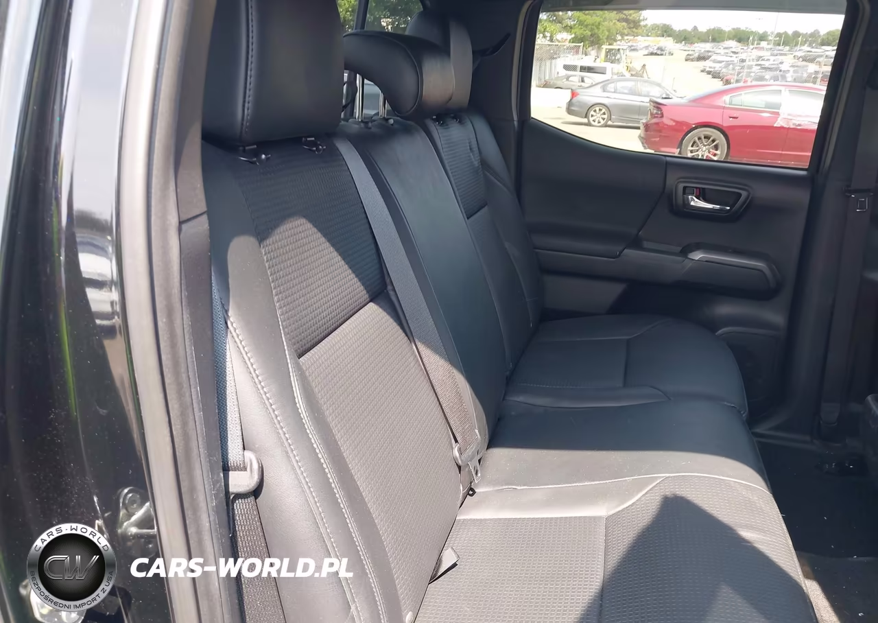 2018 Toyota Tacoma Trd Sport VIN:3TMCZ5AN7JM172793 - 8