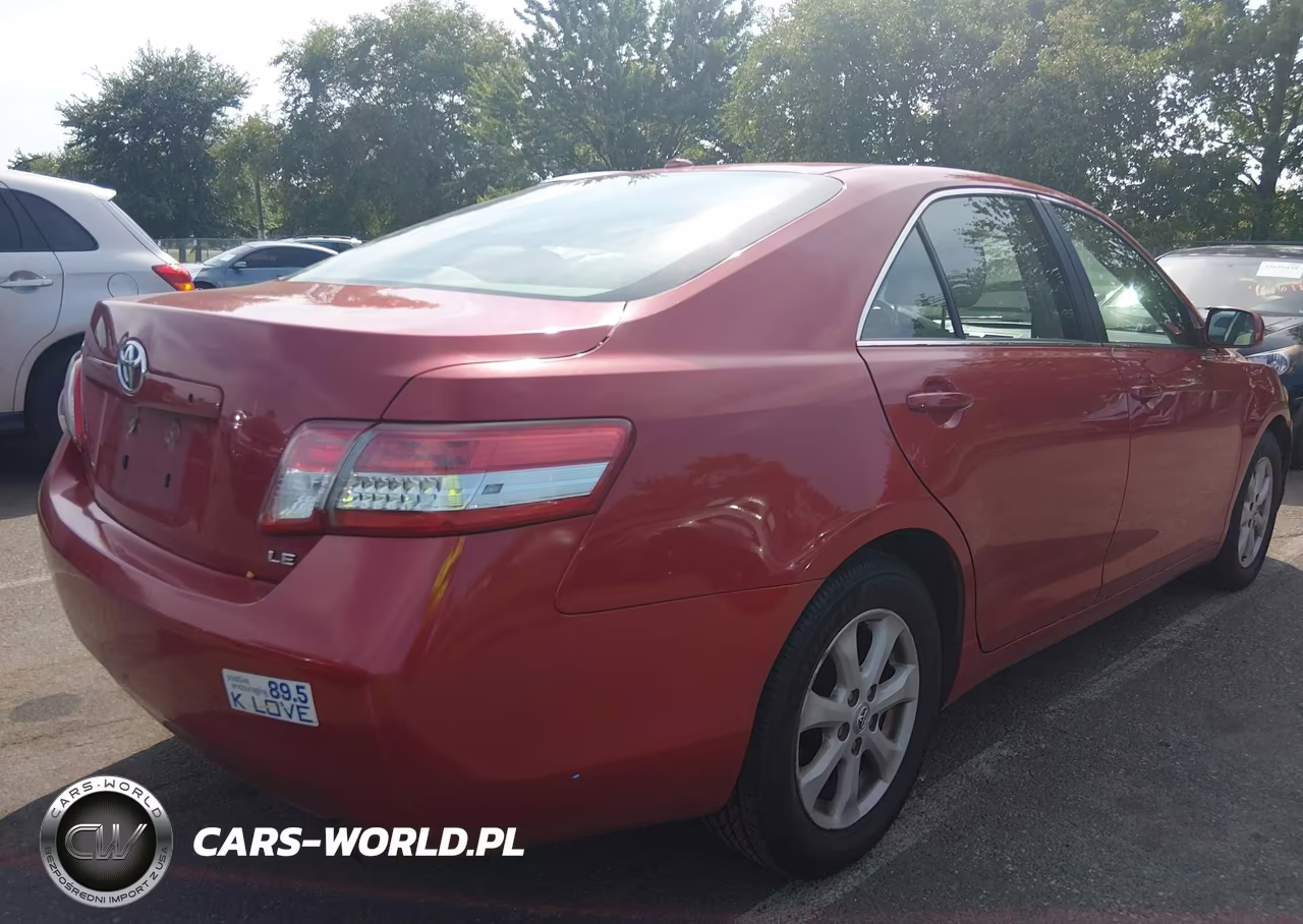 2010 Toyota Camry Le VIN:4T1BF3EK6AU108597 - 4