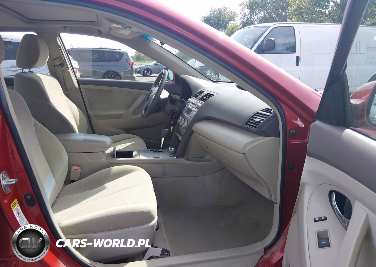 2010 Toyota Camry Le VIN:4T1BF3EK6AU108597 - 5