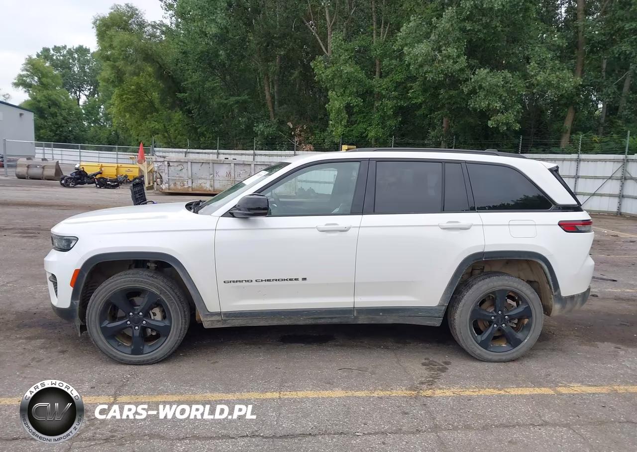 2023 Jeep Grand Cherokee Altitude 4X4 VIN:1C4RJHAG1PC505343 - 14