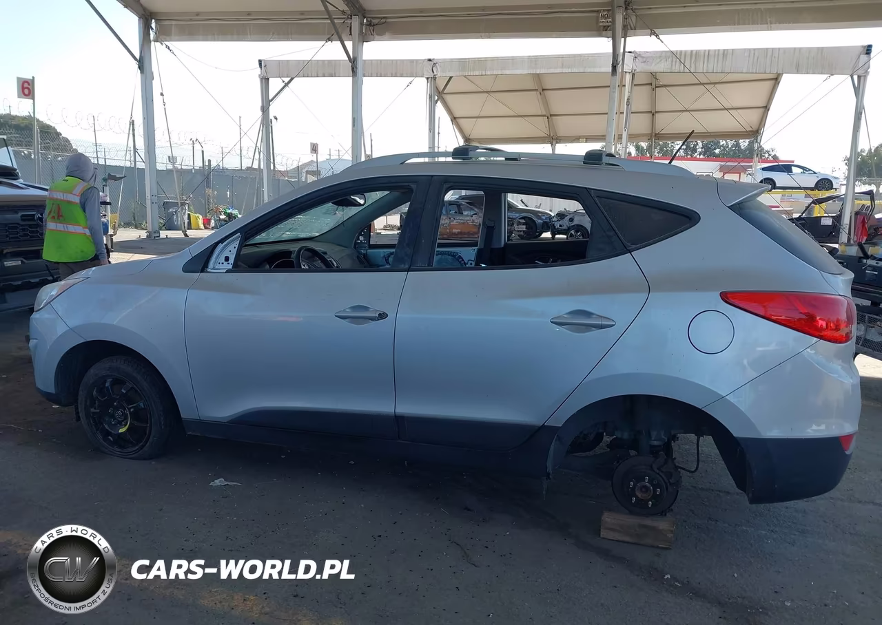 2012 Hyundai Tucson Gls VIN:KM8JU3AC5CU518469 - 15