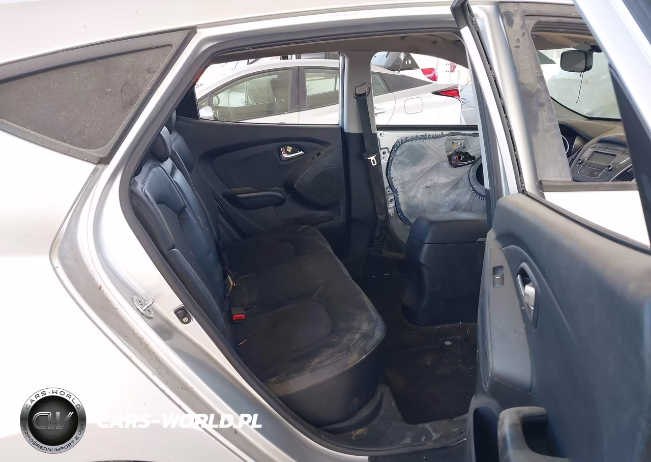 2012 Hyundai Tucson Gls VIN:KM8JU3AC5CU518469 - 8