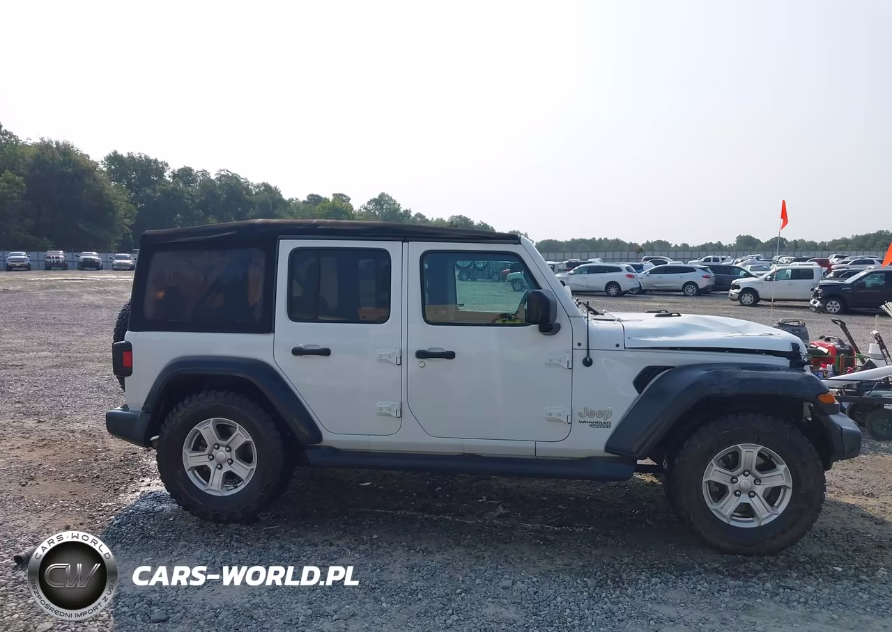 2020 Jeep Wrangler Unlimited Sport S 4X4 VIN:1C4HJXDG4LW323419 - 14