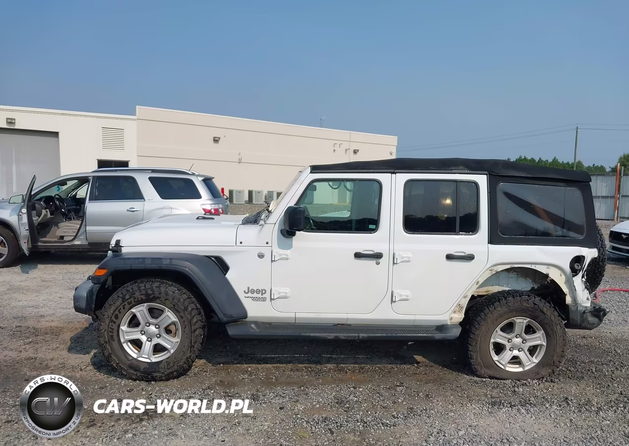 2020 Jeep Wrangler Unlimited Sport S 4X4 VIN:1C4HJXDG4LW323419 - 15