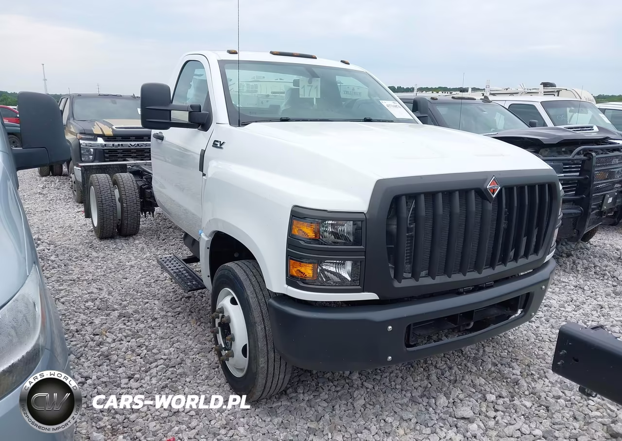 2023 International Cv