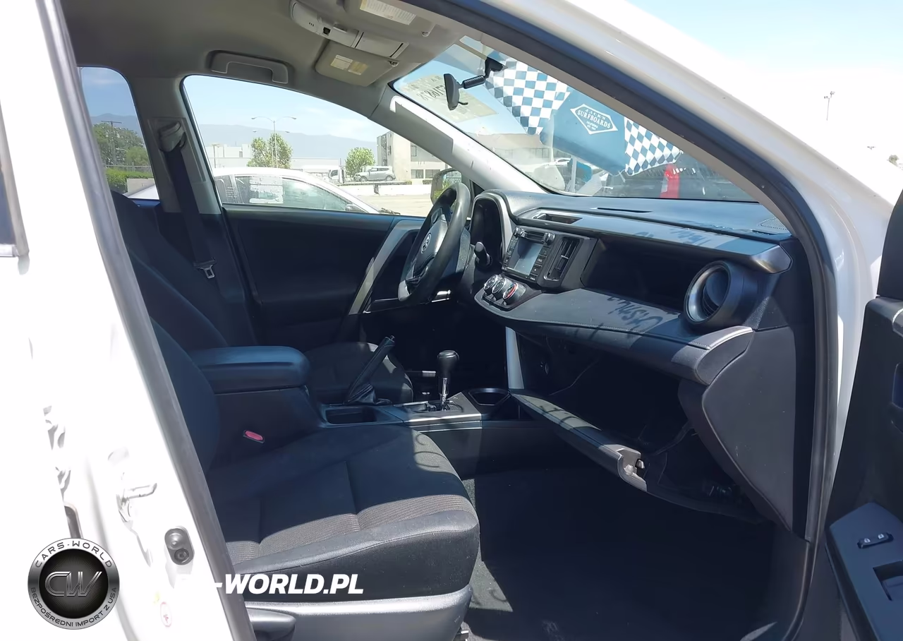 2016 Toyota Rav4 Le VIN:JTMZFREV0GD085746 - 5