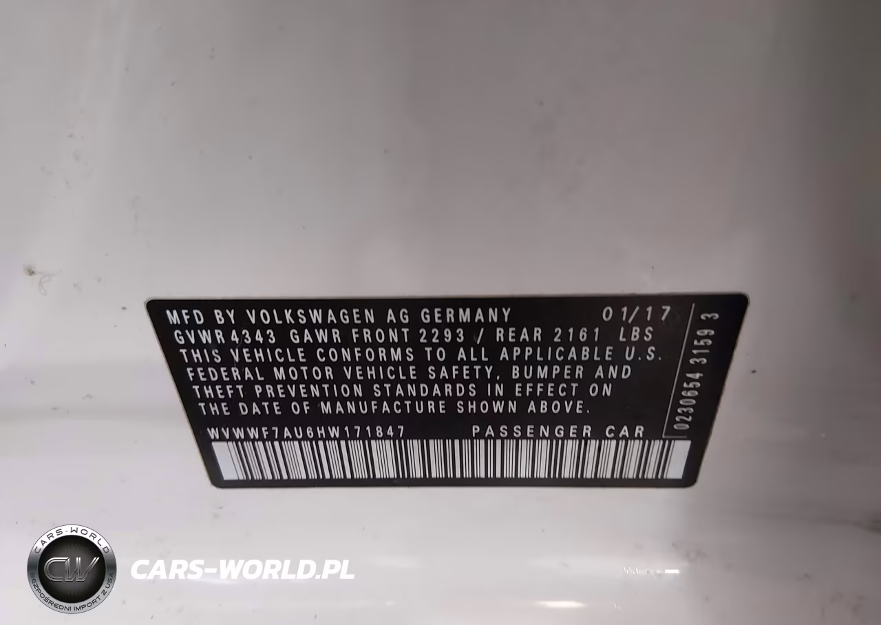 2017 Volkswagen Golf R 4-Door W-Dcc Navigation VIN:WVWWF7AU6HW171847 - 9