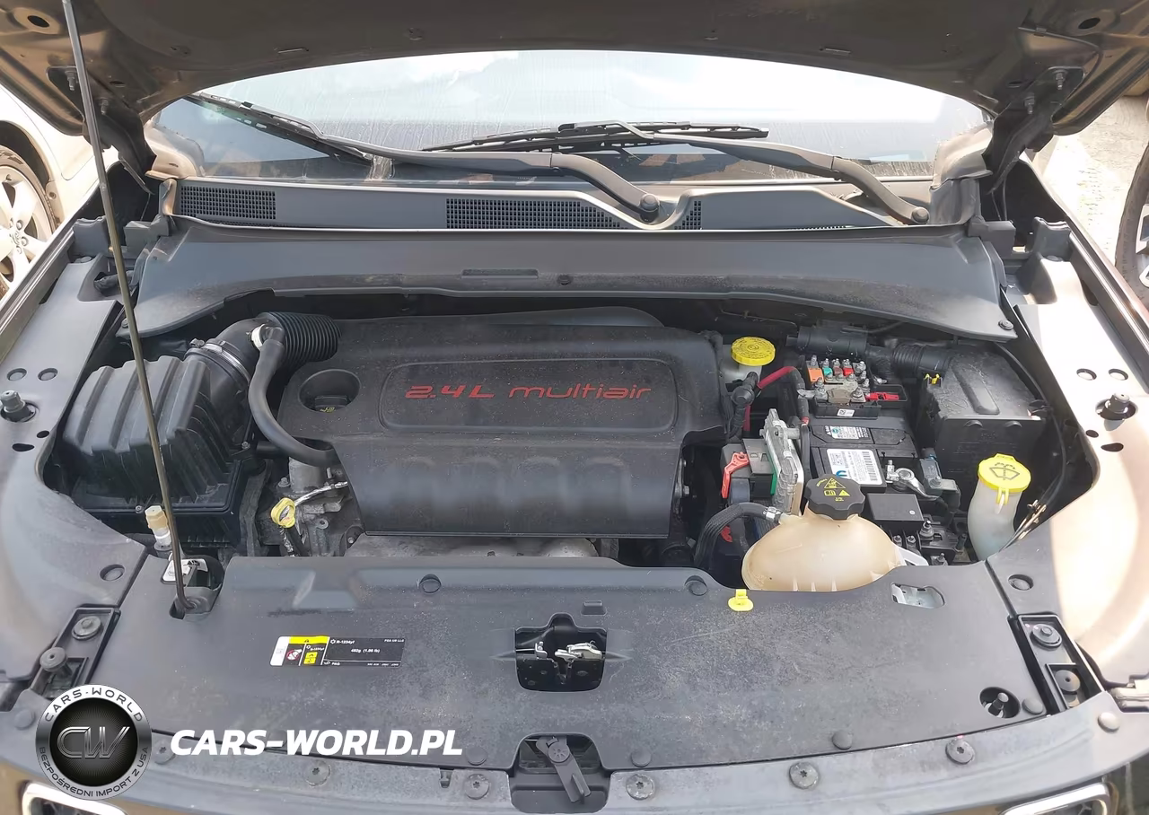 2018 Jeep Compass Latitude 4X4 VIN:3C4NJDBB4JT255926 - 10