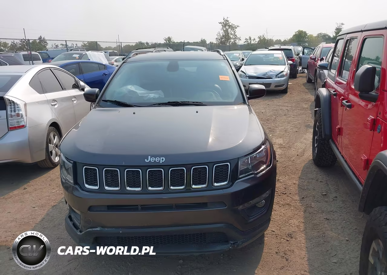 2018 Jeep Compass Latitude 4X4 VIN:3C4NJDBB4JT255926 - 12