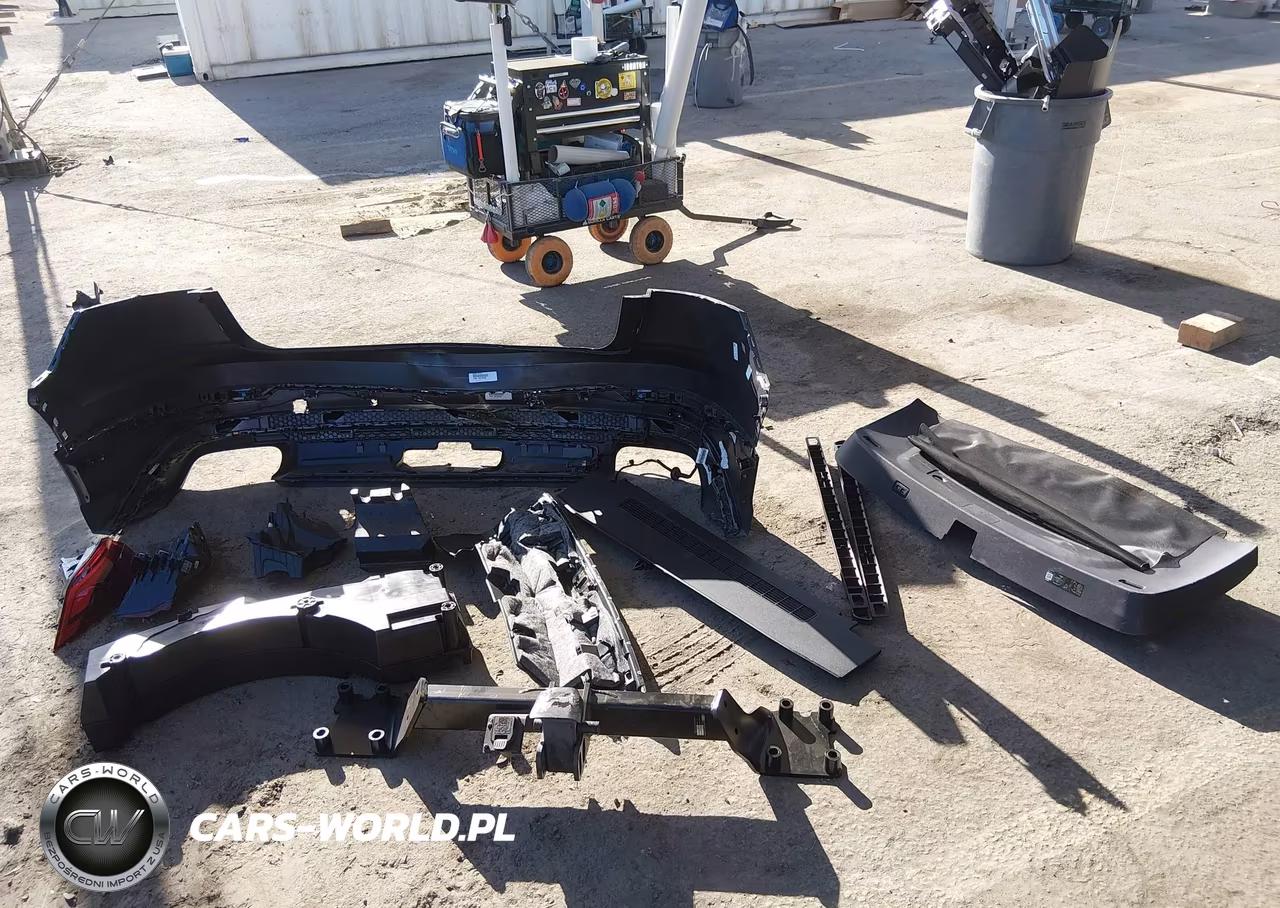 2025 Audi Q8 Premium Plus 55 Tfsi Quattro VIN:WA1EVBF10SD032603 - 12