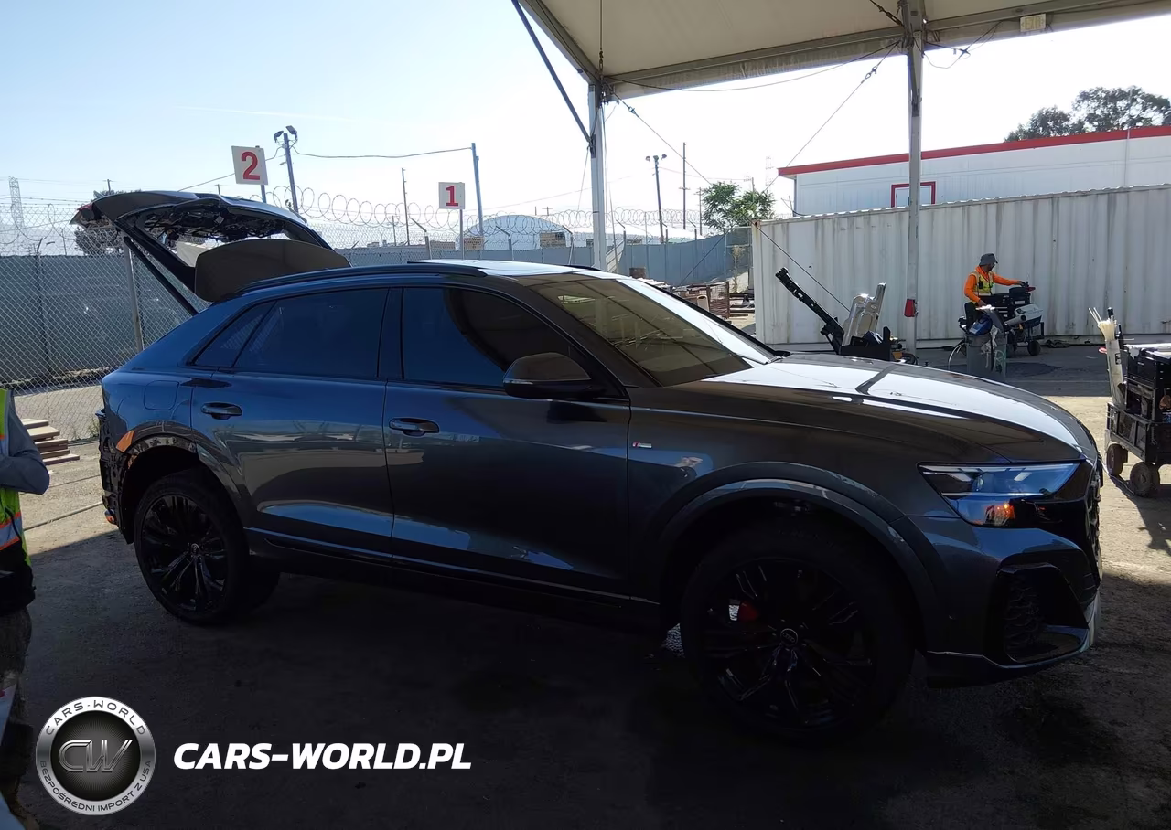 2025 Audi Q8 Premium Plus 55 Tfsi Quattro VIN:WA1EVBF10SD032603 - 14