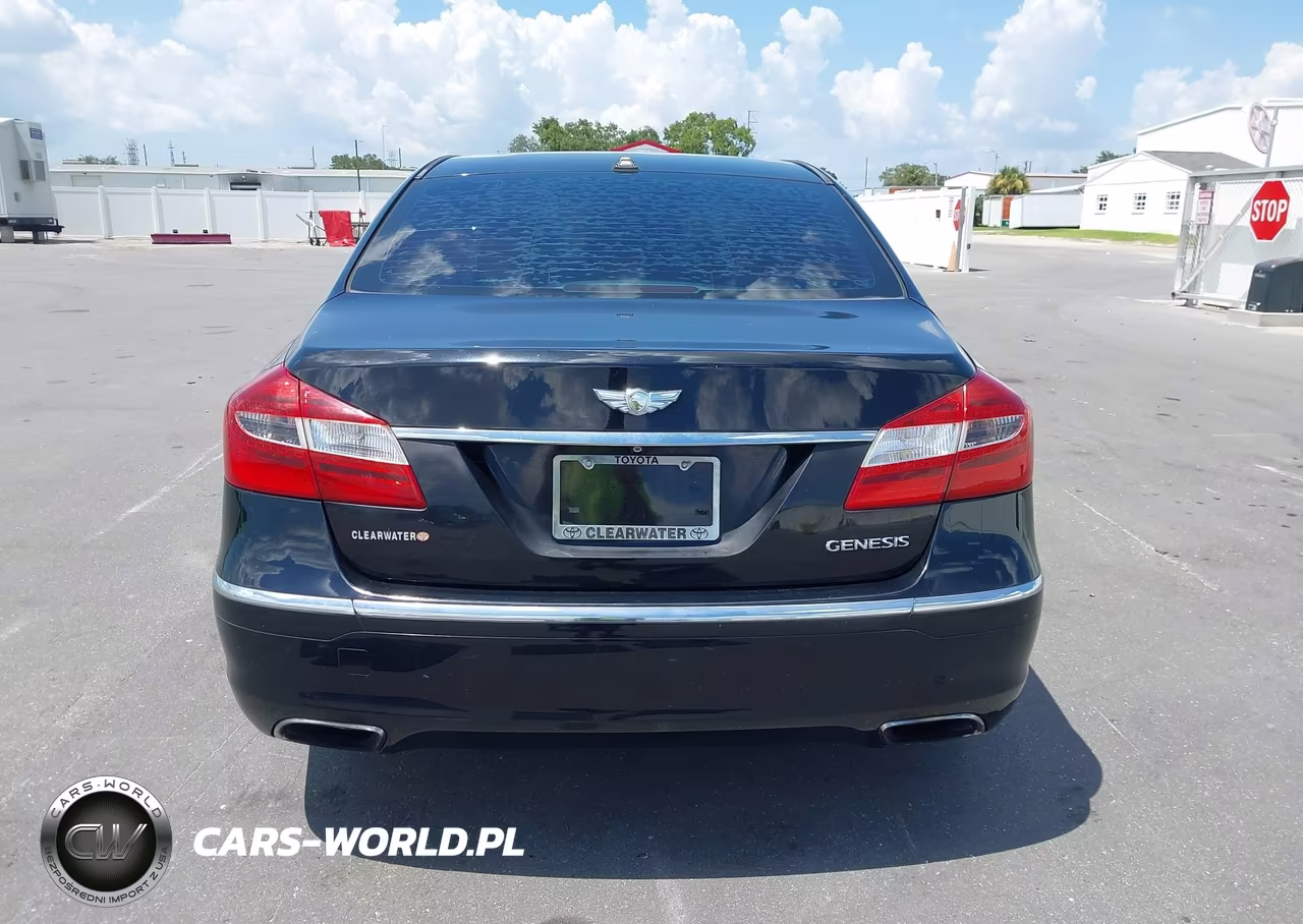2014 Hyundai Genesis 3.8 VIN:KMHGC4DD3EU265419 - 16