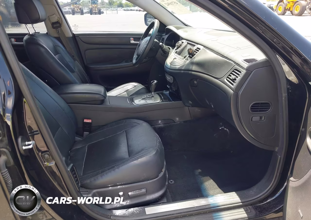 2014 Hyundai Genesis 3.8 VIN:KMHGC4DD3EU265419 - 5