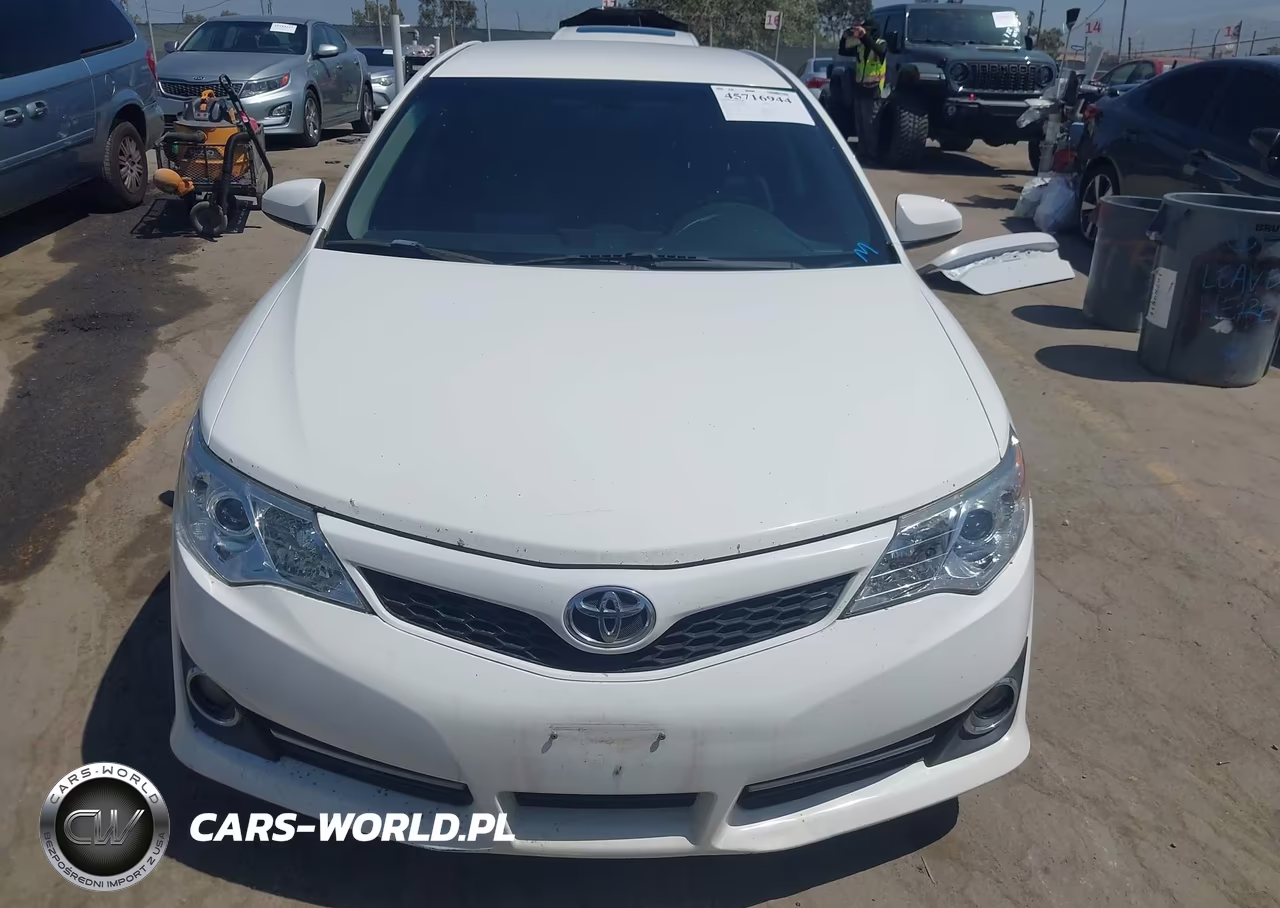 2013 Toyota Camry Se VIN:4T1BF1FK4DU280828 - 13