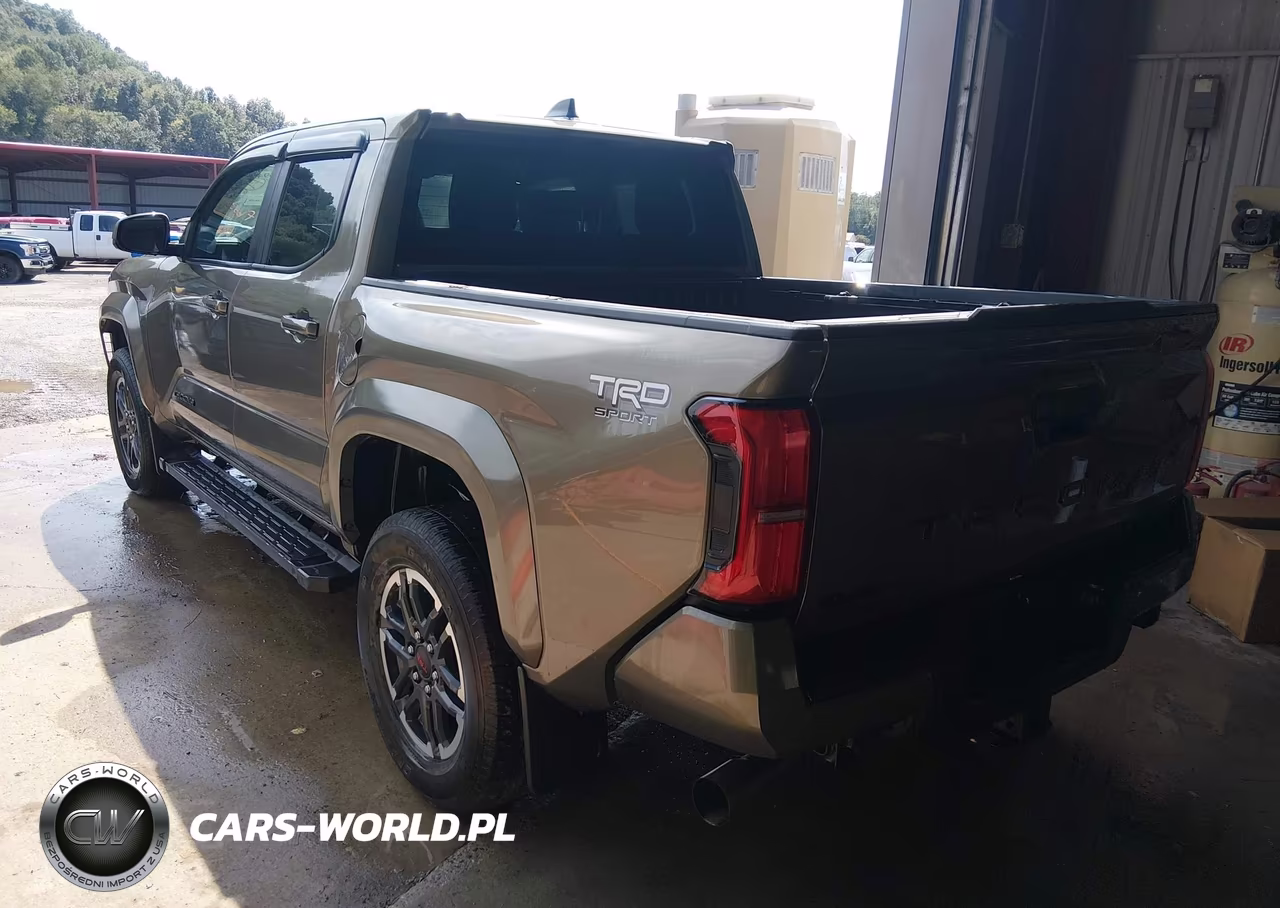 2024 Toyota Tacoma Trd Sport VIN:3TMLB5JN3RM079088 - 3
