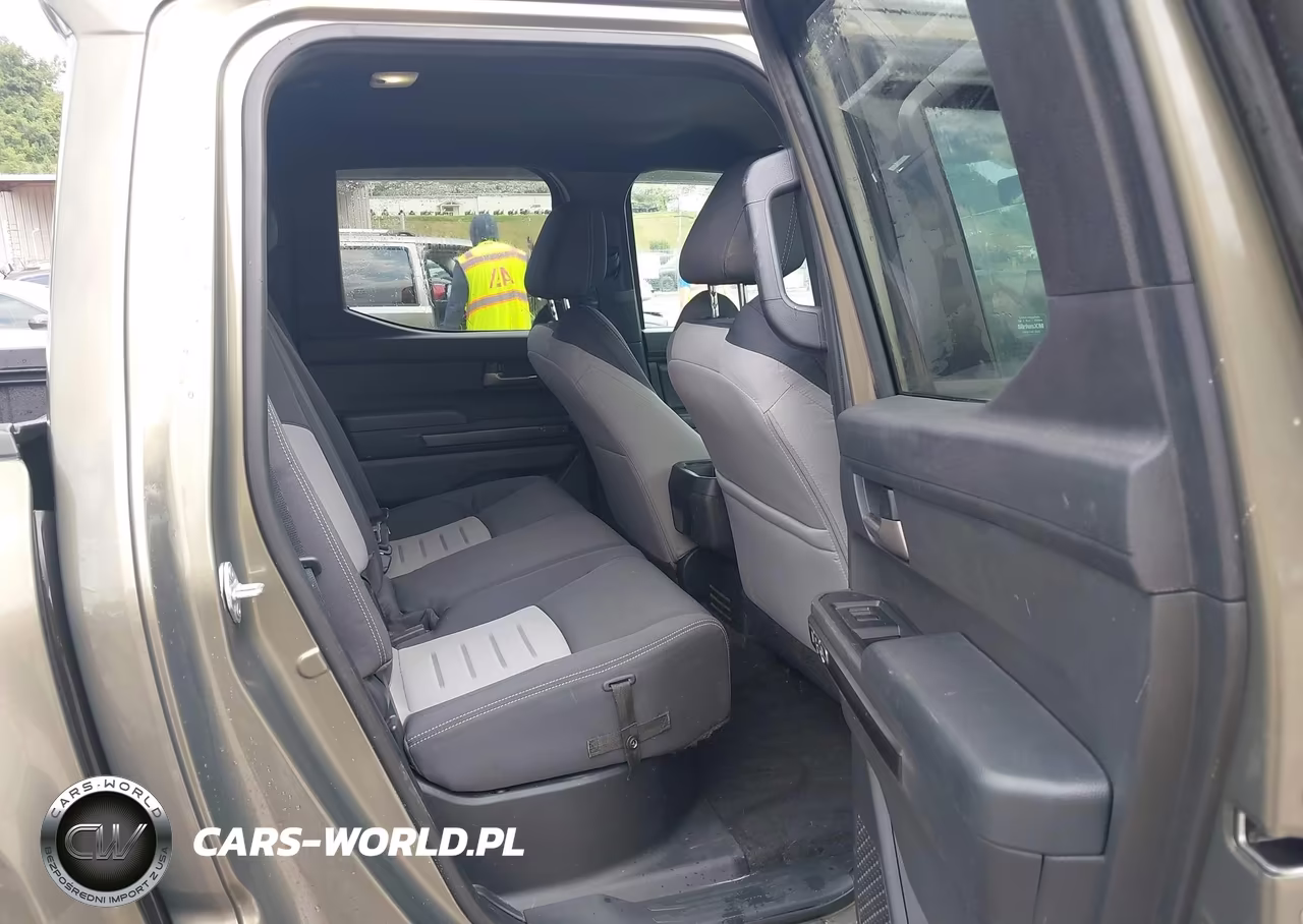 2024 Toyota Tacoma Trd Sport VIN:3TMLB5JN3RM079088 - 8