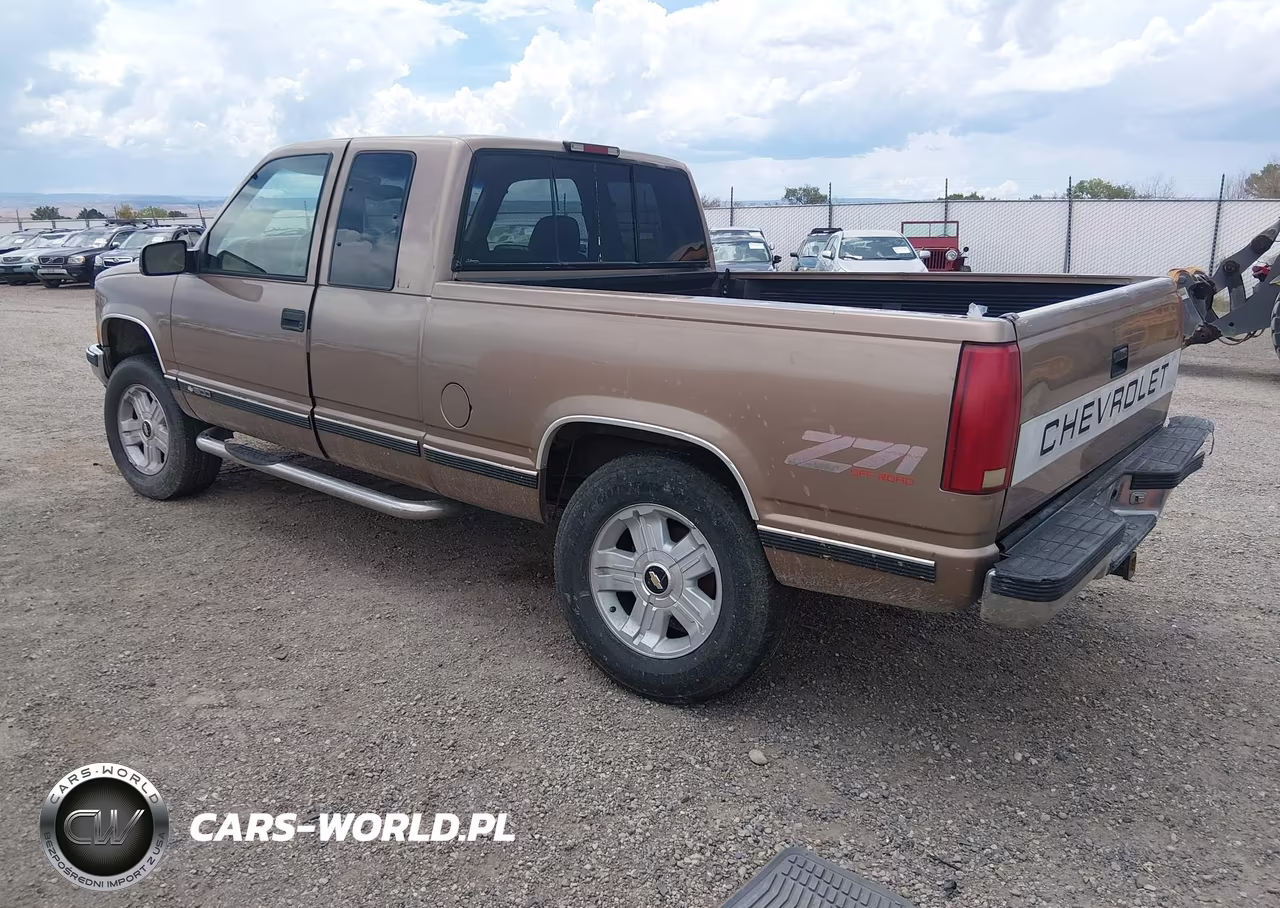1997 Chevrolet K1500 Fleetside VIN:2GCEK19R2V1180021 - 3