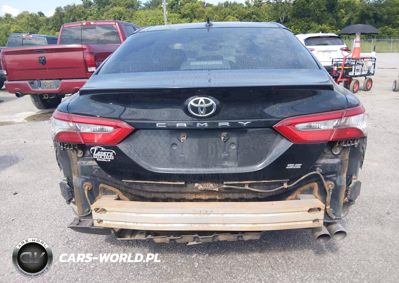2018 Toyota Camry Se VIN:4T1B11HK9JU633667 - 17