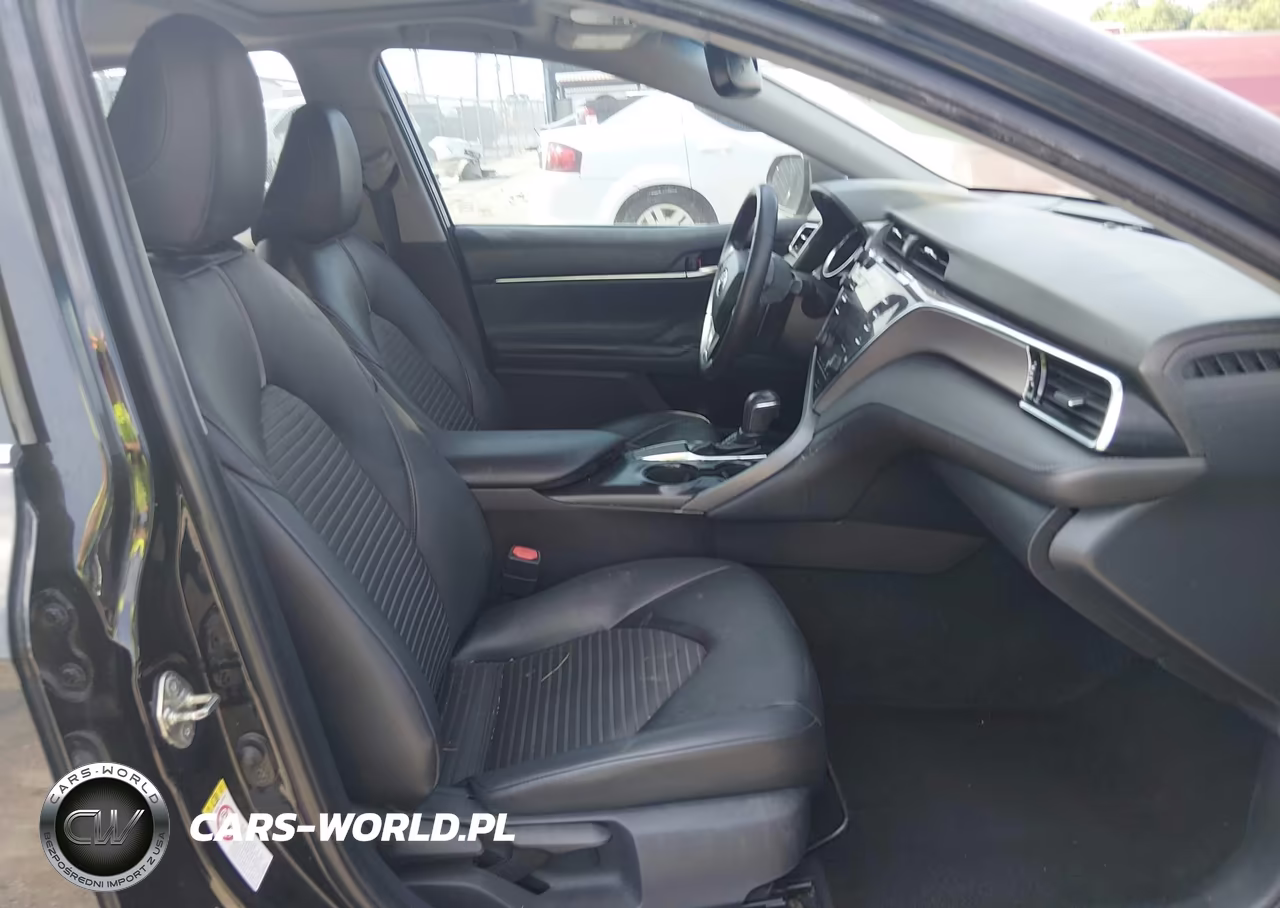 2018 Toyota Camry Se VIN:4T1B11HK9JU633667 - 5