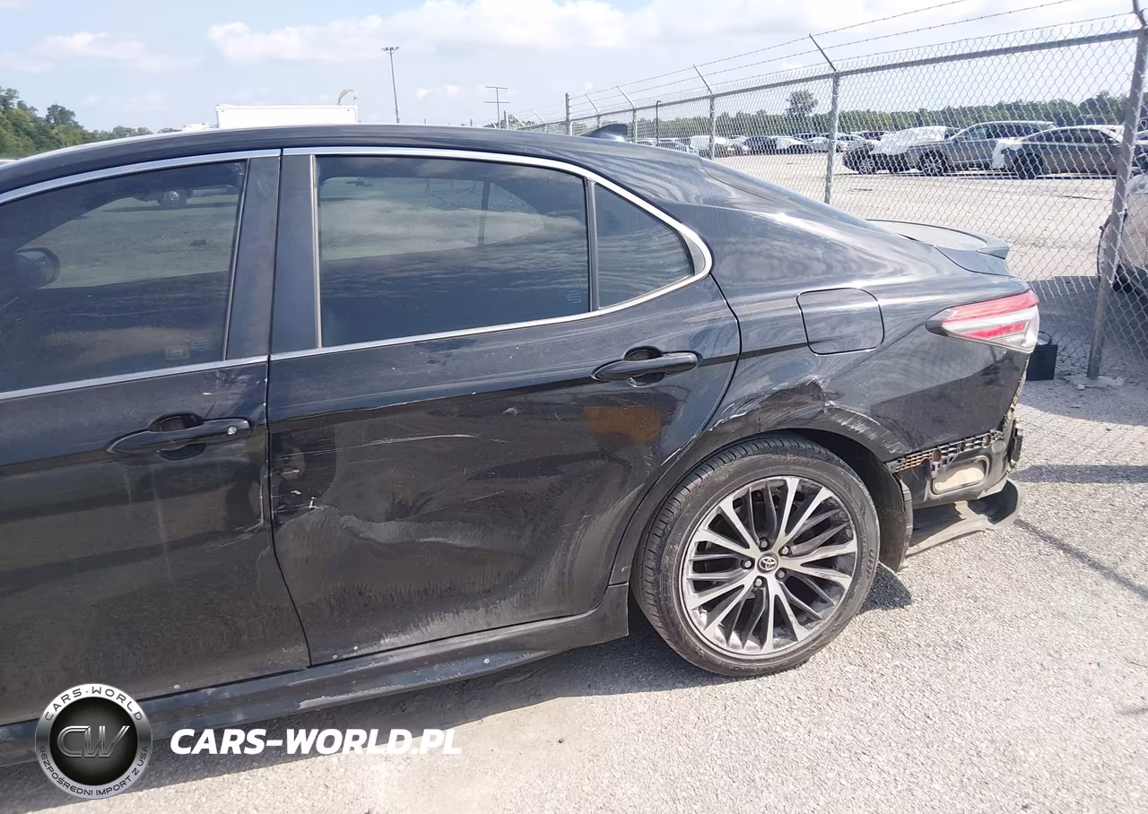 2018 Toyota Camry Se VIN:4T1B11HK9JU633667 - 6