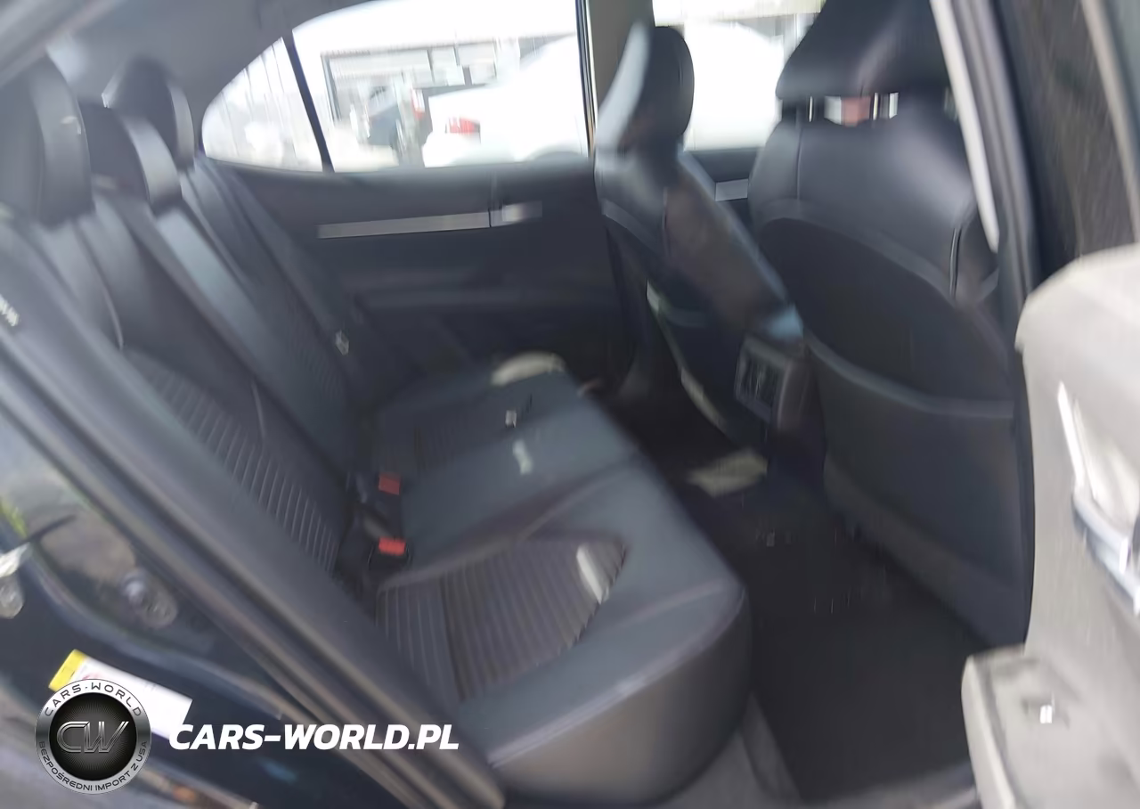 2018 Toyota Camry Se VIN:4T1B11HK9JU633667 - 8