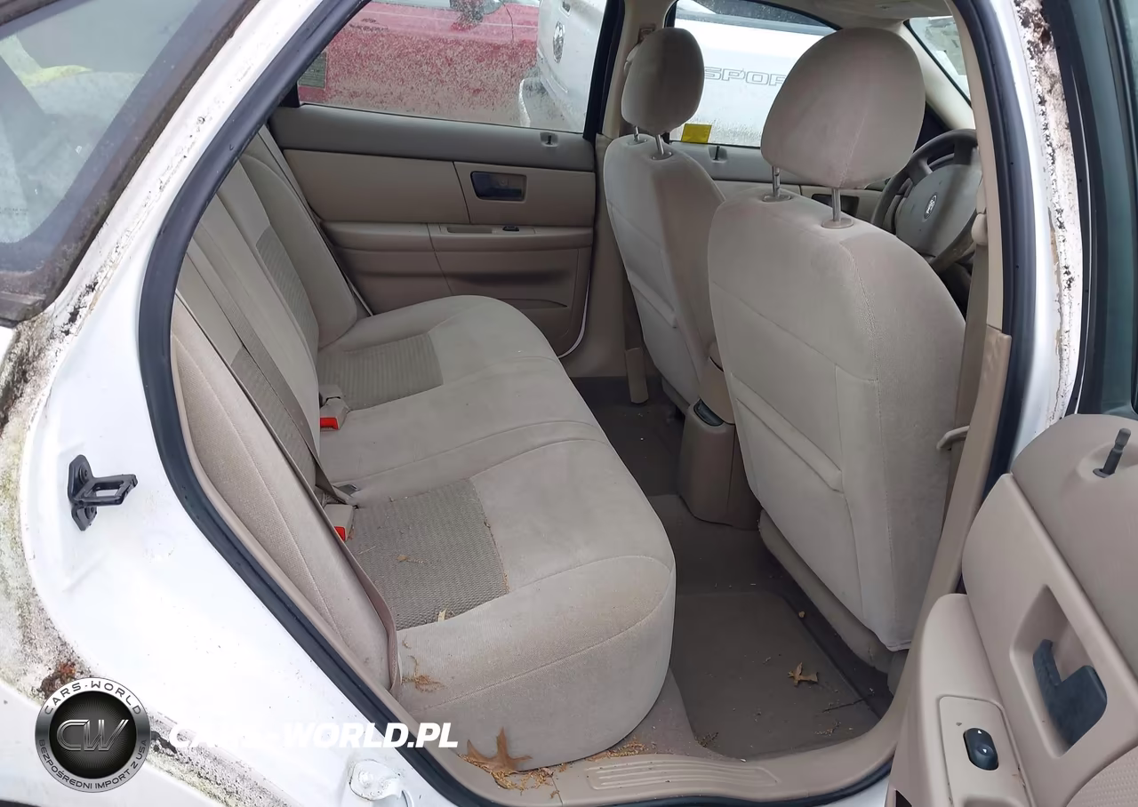 2007 Ford Taurus Se VIN:1FAFP53U37A114277 - 8