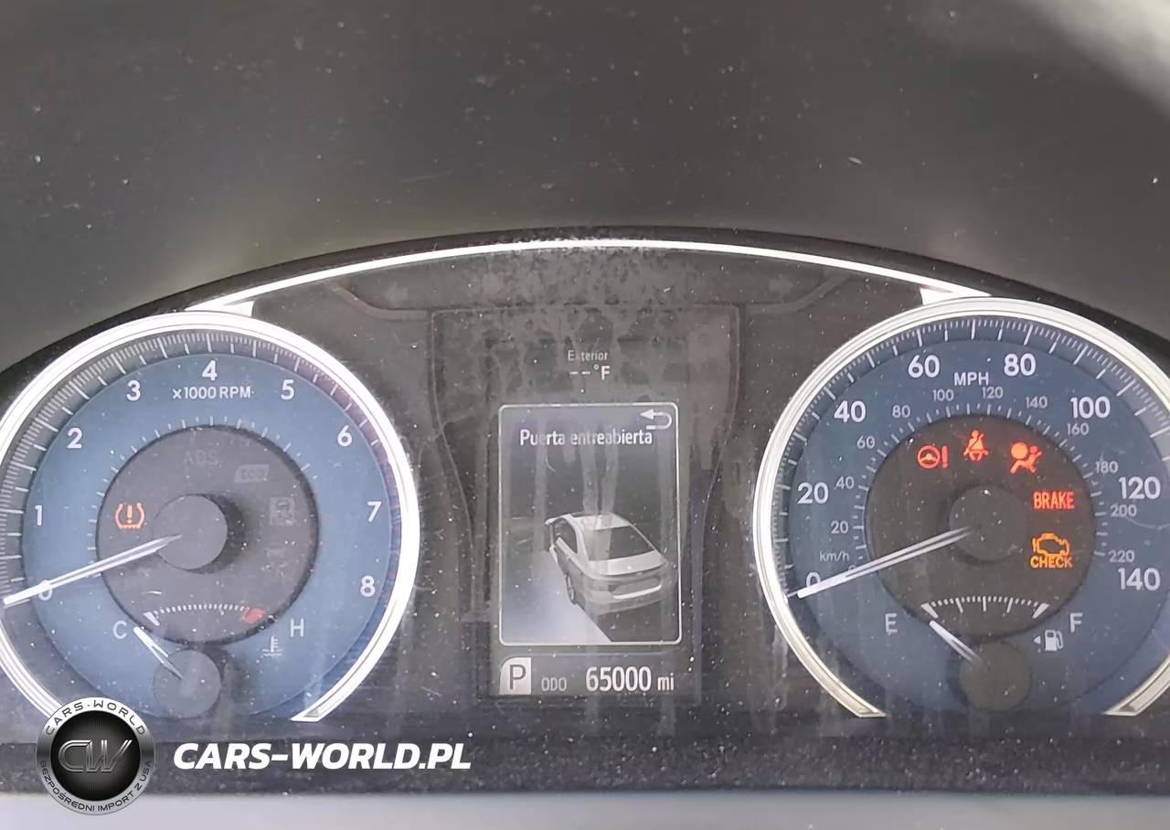 2017 Toyota Camry Le VIN:4T1BF1FK0HU645057 - 7