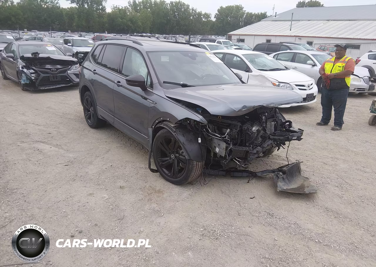 2024 Volkswagen Tiguan 2.0T Se R-Line Black