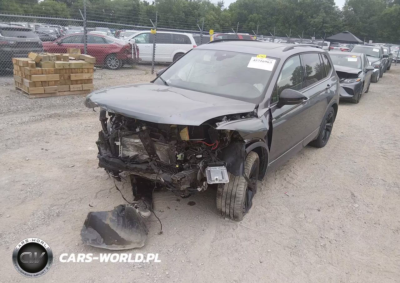 2024 Volkswagen Tiguan 2.0T Se R-Line Black VIN:3VV8B7AX0RM090540 - 2