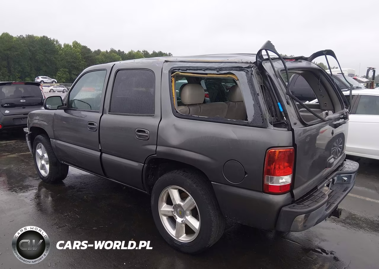 2002 Chevrolet Tahoe Lt VIN:1GNEC13ZX2R136882 - 3