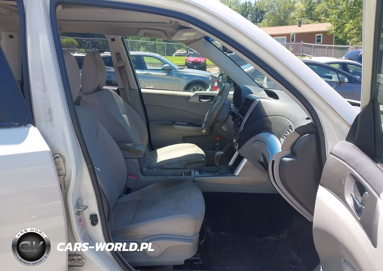 2012 Subaru Forester 2.5X Premium VIN:JF2SHBDCXCH454605 - 5