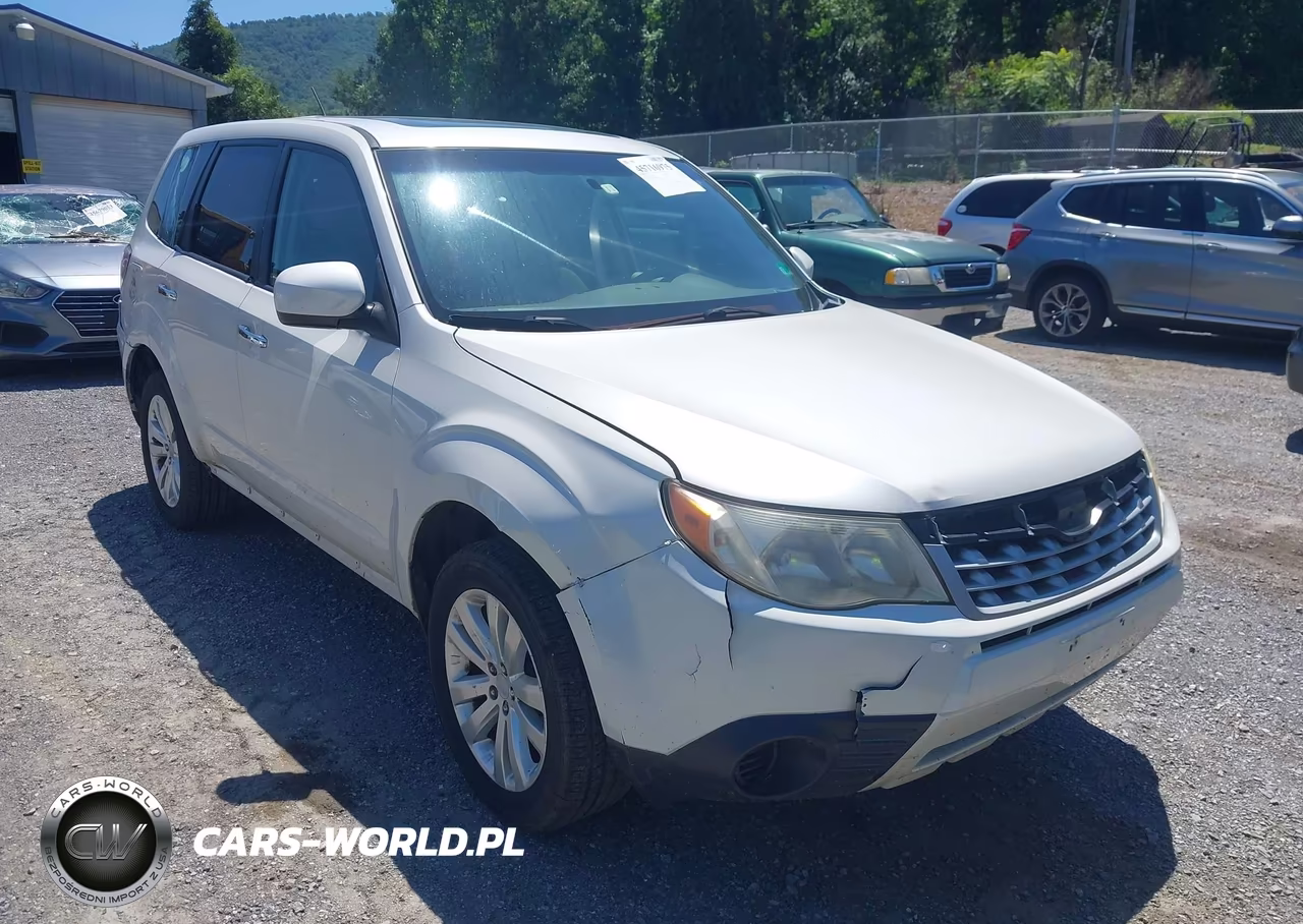 2012 Subaru Forester 2.5X Premium VIN:JF2SHBDCXCH454605 - 6