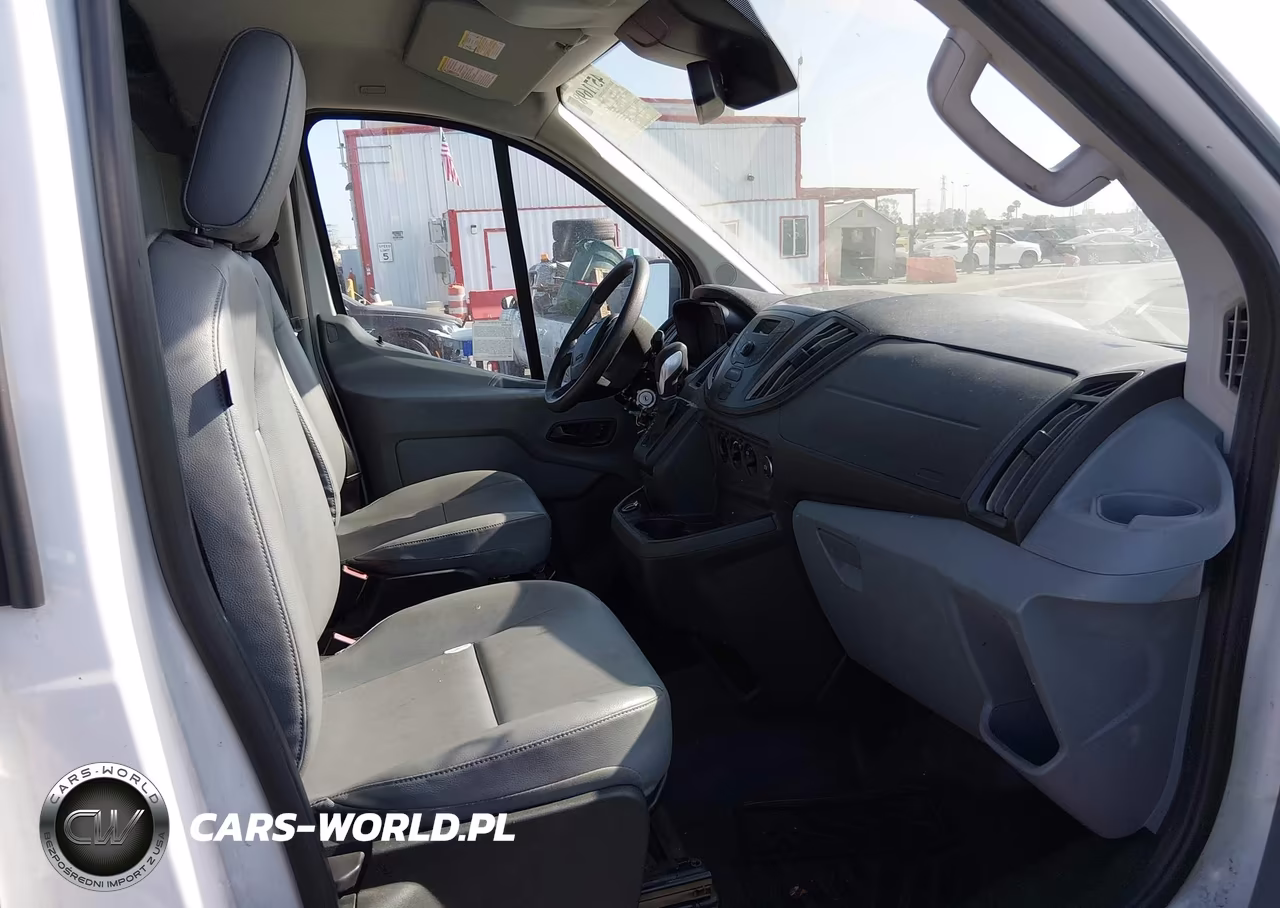2017 Ford Transit-150 VIN:1FTYE1YM8HKA10437 - 5