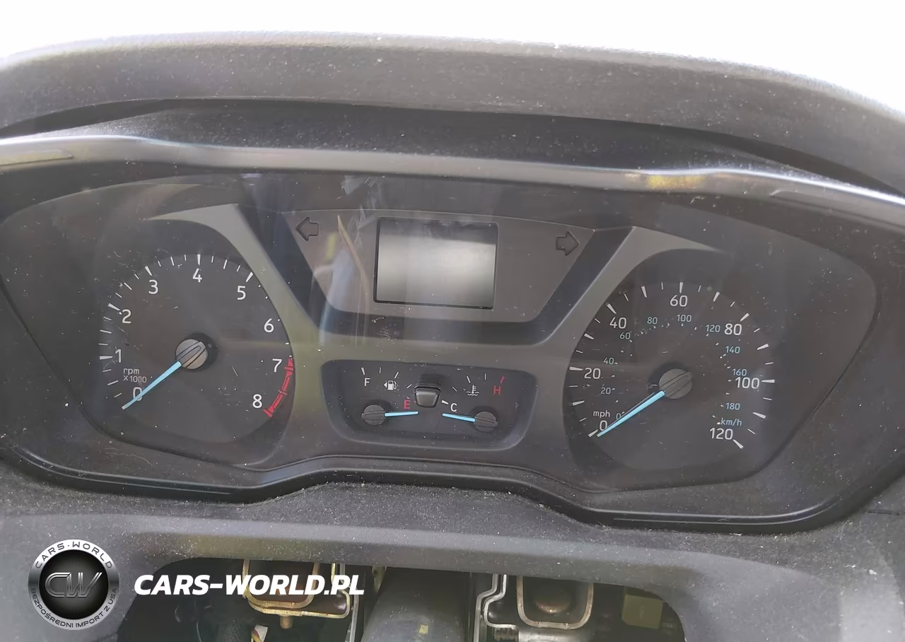 2017 Ford Transit-150 VIN:1FTYE1YM8HKA10437 - 7