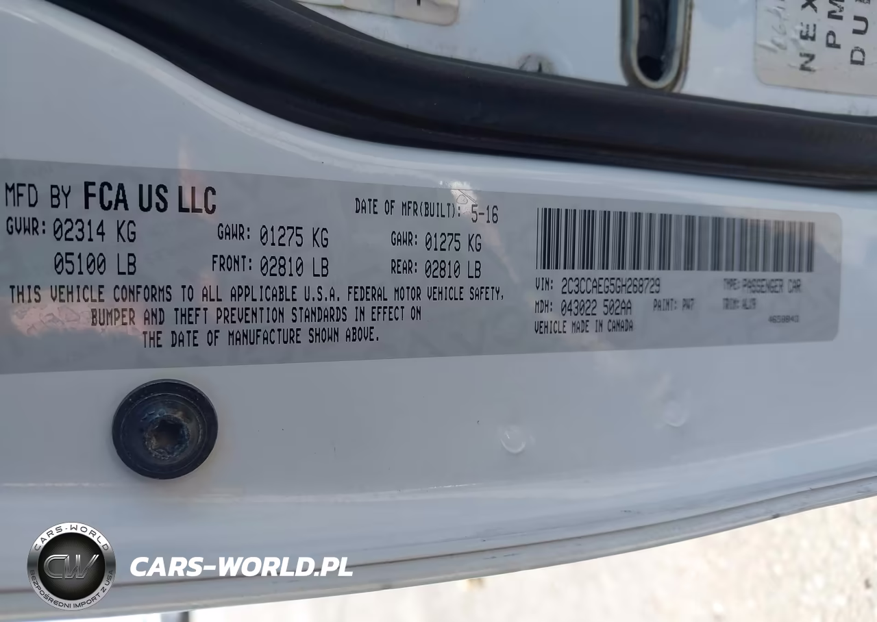 2016 Chrysler 300C VIN:2C3CCAEG5GH268729 - 9