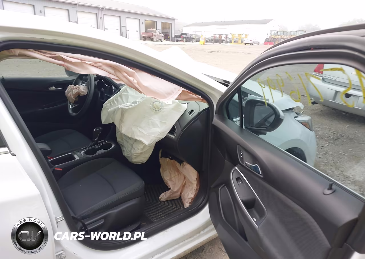 2018 Chevrolet Cruze Lt Auto VIN:3G1BE6SM6JS609514 - 5