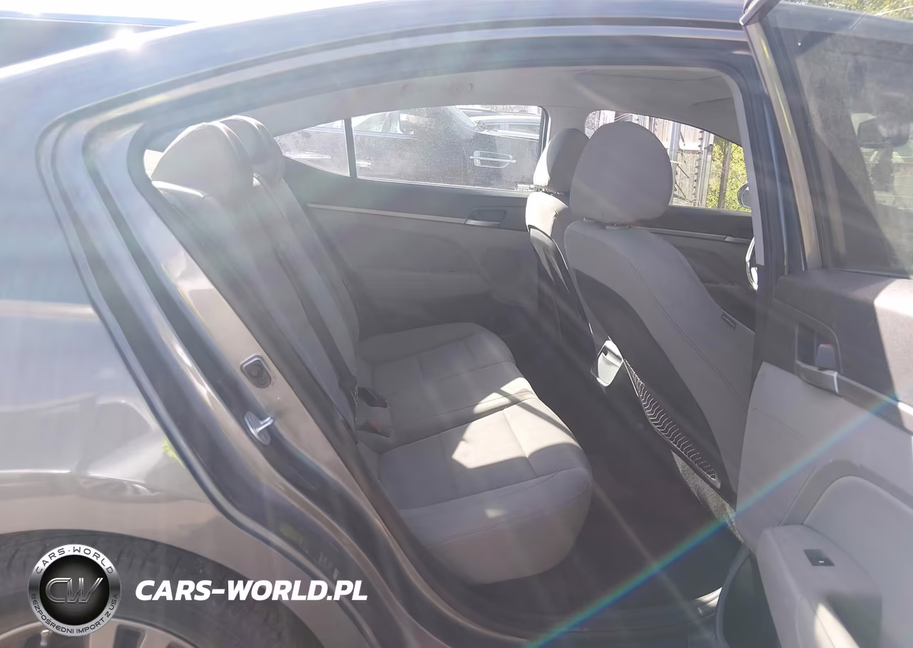 2018 Hyundai Elantra Value Edition VIN:5NPD84LF0JH399546 - 8