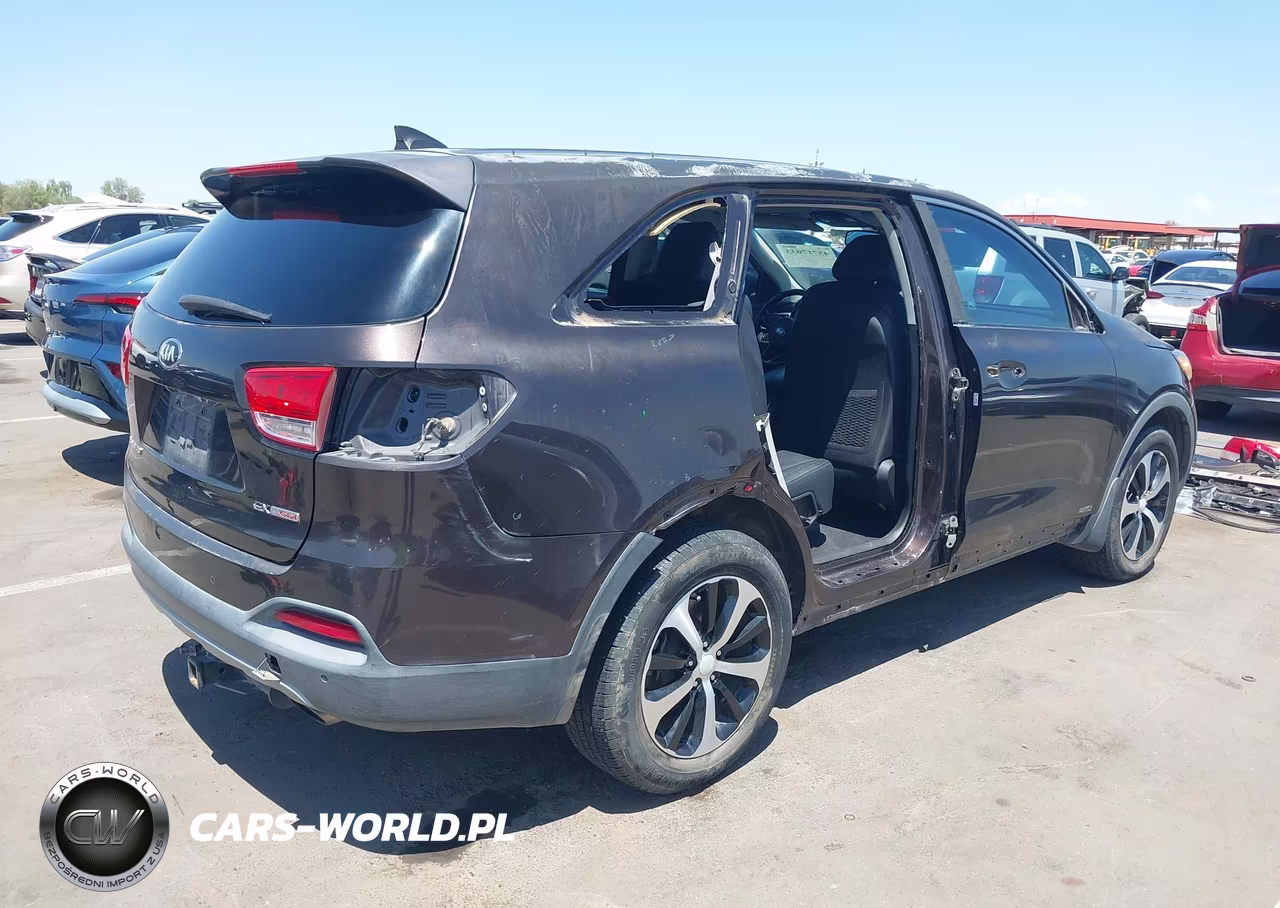 2016 Kia Sorento 2.0T Ex VIN:5XYPHDA1XGG018046 - 4
