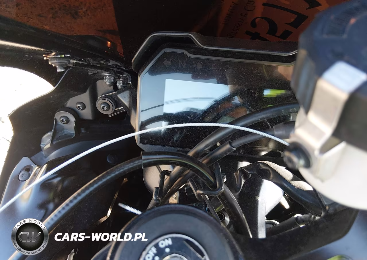 2022 Yamaha Yzfr7 VIN:JYARM38E4NA001923 - 7