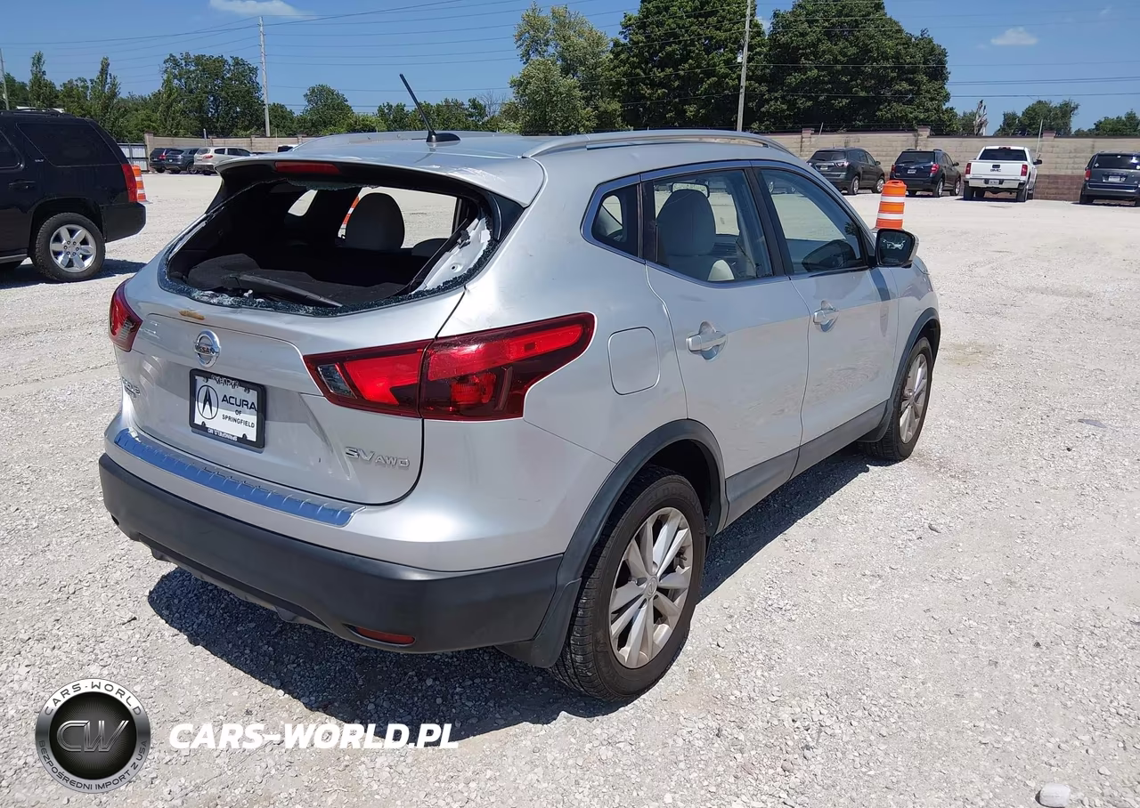 2018 Nissan Rogue Sport Sv VIN:JN1BJ1CR2JW290393 - 4