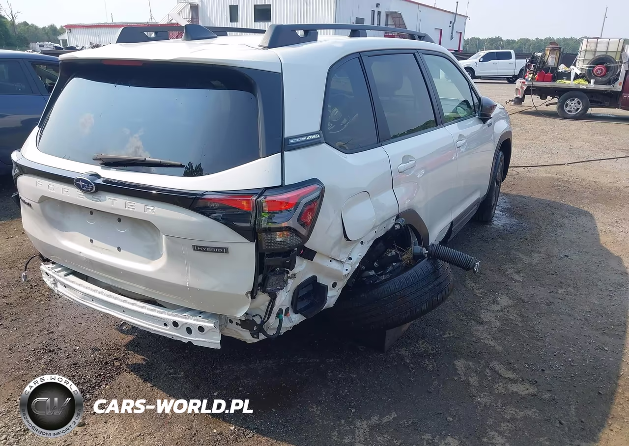 2025 Subaru Forester Limited Hybrid VIN:JF2SLSRD9SH409783 - 6