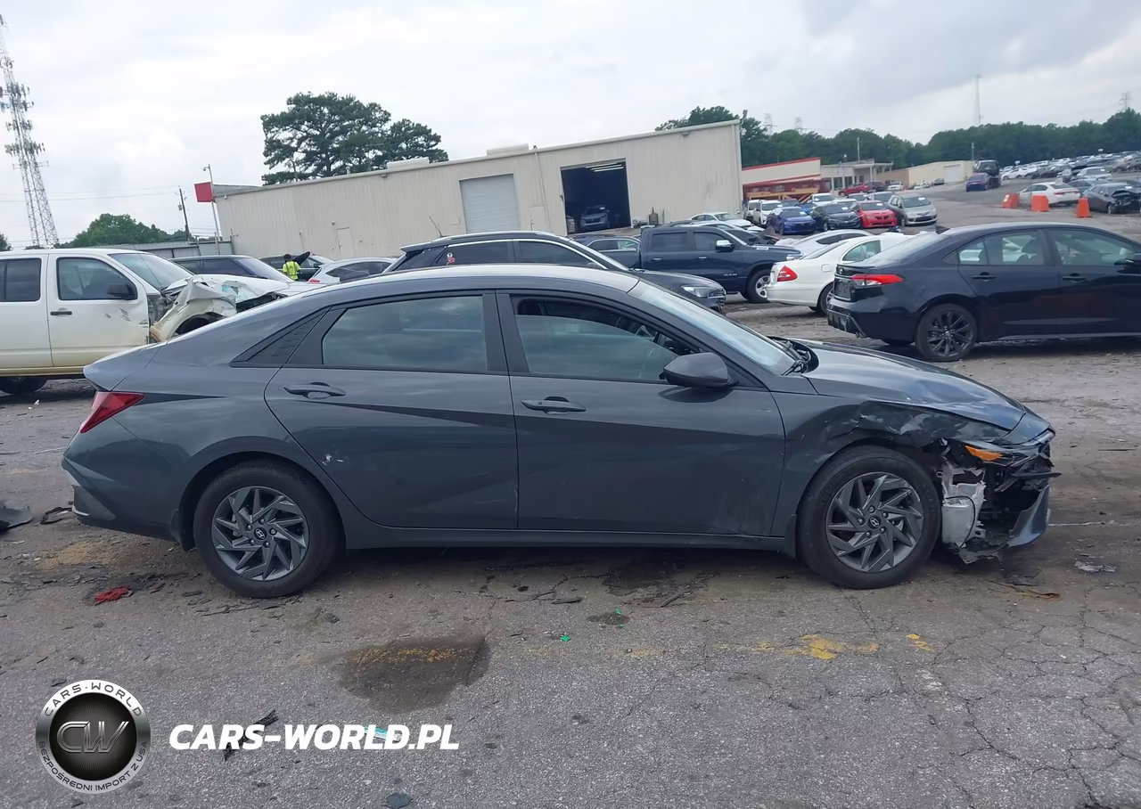 2024 Hyundai Elantra Sel VIN:KMHLM4DG0RU735059 - 13
