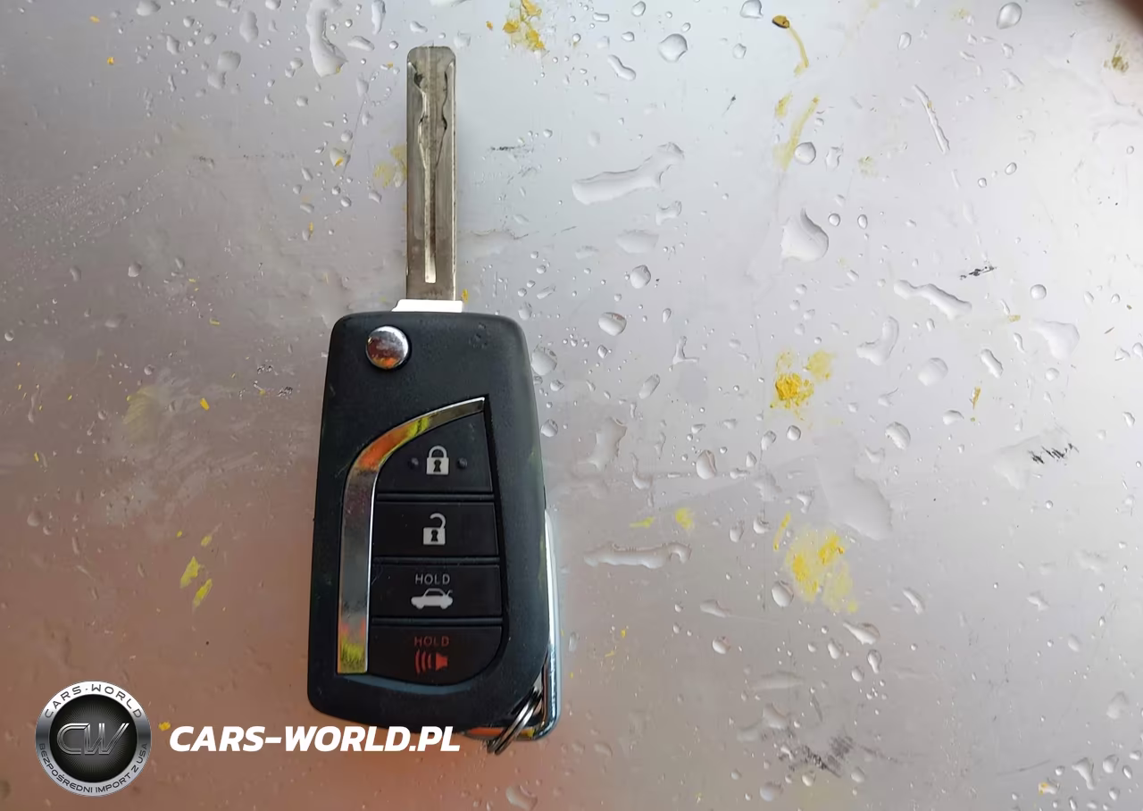 2022 Toyota Corolla Le VIN:JTDEPMAE8N3007870 - 11