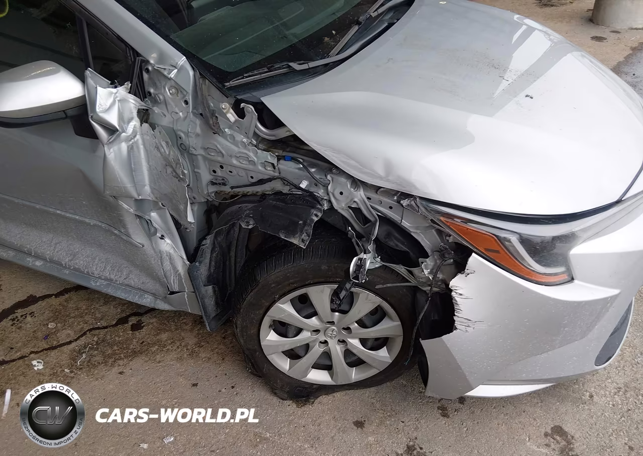 2022 Toyota Corolla Le VIN:JTDEPMAE8N3007870 - 6
