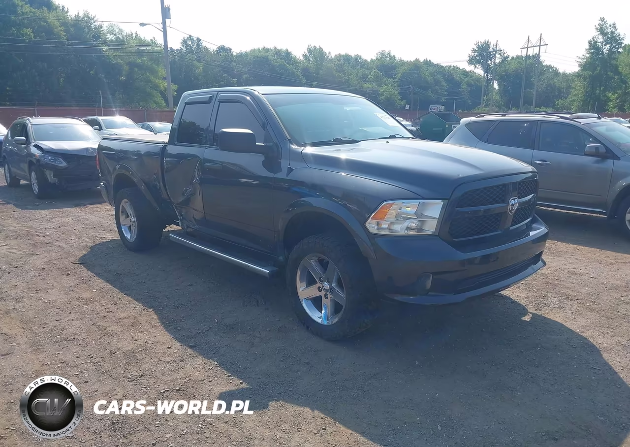 2017 Ram 1500 Express 4X4 6'4 Box – zdjęcie 1 z 17