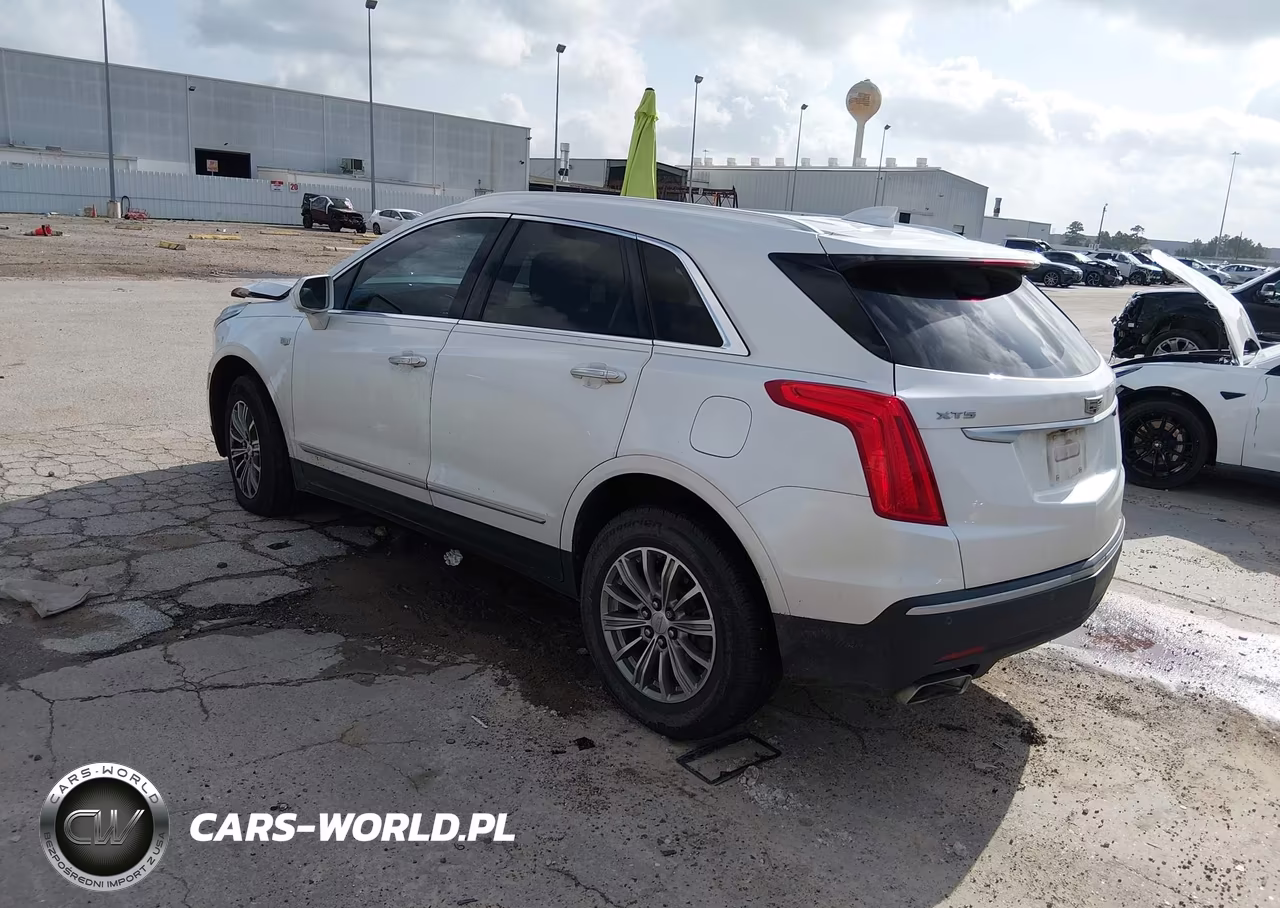 2018 Cadillac Xt5 Luxury VIN:1GYKNCRS0JZ196156 - 3
