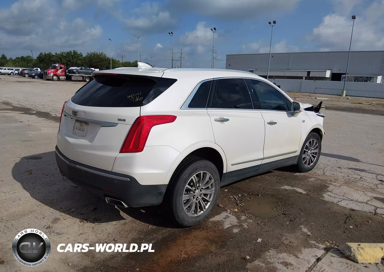 2018 Cadillac Xt5 Luxury VIN:1GYKNCRS0JZ196156 - 4
