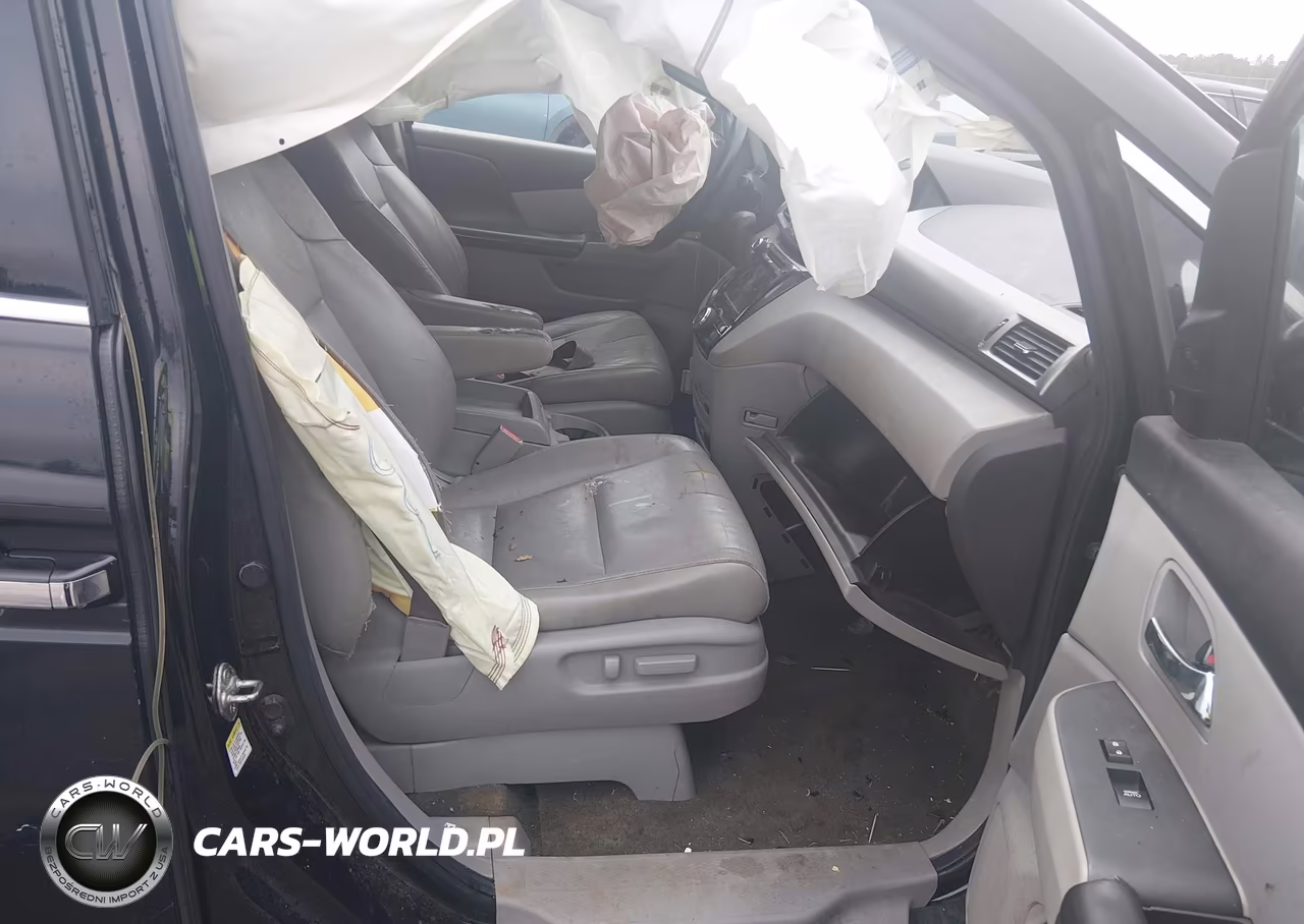 2014 Honda Odyssey Touring-Touring Elite VIN:5FNRL5H90EB045432 - 5